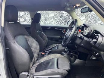 MINI HATCH 2.0 Cooper SD Hatchback 3dr Diesel Manual Euro 6 (s/s) (170 ps)