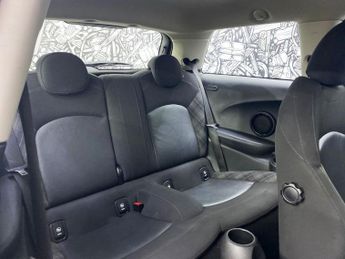 MINI HATCH 2.0 Cooper SD Hatchback 3dr Diesel Manual Euro 6 (s/s) (170 ps)