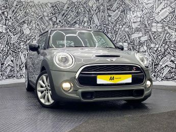 MINI HATCH 2.0 Cooper SD Hatchback 3dr Diesel Manual Euro 6 (s/s) (170 ps)