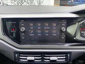 VOLKSWAGEN POLO 1.0 SE Hatchback 5dr Petrol Manual Euro 6 (s/s) (75 ps)