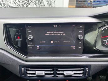 VOLKSWAGEN POLO 1.0 SE Hatchback 5dr Petrol Manual Euro 6 (s/s) (75 ps)