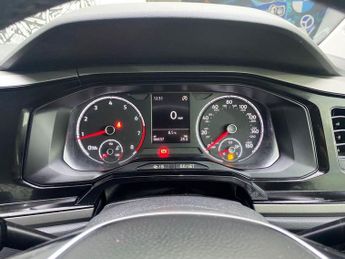 VOLKSWAGEN POLO 1.0 SE Hatchback 5dr Petrol Manual Euro 6 (s/s) (75 ps)