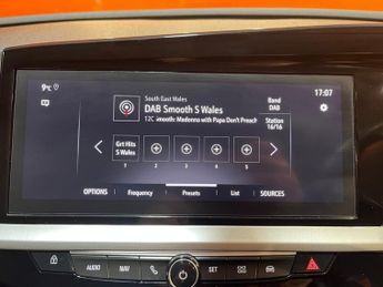 VAUXHALL GRANDLAND 1.5 Turbo D Ultimate SUV 5dr Diesel Auto Euro 6 (s/s) (130 ps)