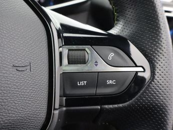 PEUGEOT E-2008 50kWh GT SUV 5dr Electric Auto (136 ps)