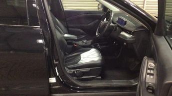 FORD MUSTANG MACH-E Standard Range 70kWh SUV 5dr Electric Automatic (269 ps)