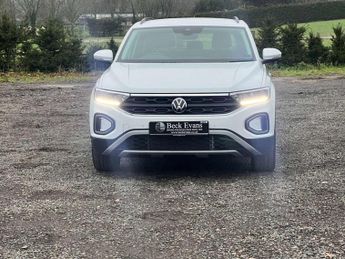 VOLKSWAGEN T-ROC 1.5 T-Roc Life TSI Semi-Auto 5dr