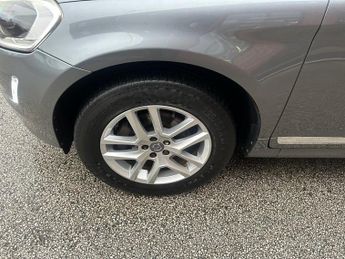 VOLVO XC60 2.0 D4 SE Lux Nav SUV 5dr Diesel Auto Euro 6 (s/s) (190 ps)