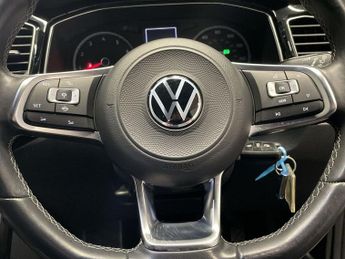 VOLKSWAGEN T-ROC 1.5 TSI EVO Black Edition SUV 5dr Petrol DSG Euro 6 (s/s) (150 p