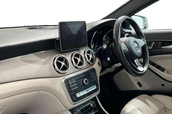 MERCEDES-BENZ GLA CLASS 2.1 GLA200d Sport (Premium Plus) SUV 5dr Diesel 7G-DCT Euro 6 (s