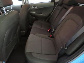 HYUNDAI KONA 64kWh Premium SUV 5dr Electric Auto (10.5kW Charger) (204 ps) Pa