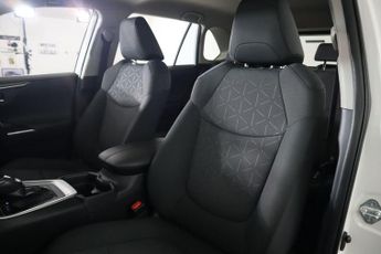 TOYOTA RAV4 2.5 VVT-h Design CVT Euro 6 (s/s) 5dr