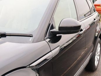 LAND ROVER RANGE ROVER EVOQUE 2.2 SD4 Pure Tech SUV 5dr Diesel Auto 4WD Euro 5 (s/s) (190 ps)