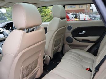 LAND ROVER RANGE ROVER EVOQUE 2.2 SD4 Pure Tech SUV 5dr Diesel Auto 4WD Euro 5 (s/s) (190 ps)