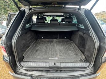 LAND ROVER RANGE ROVER SPORT 3.0 SD V6 HSE Dynamic SUV 5dr Diesel Auto 4WD Euro 6 (s/s) (306 