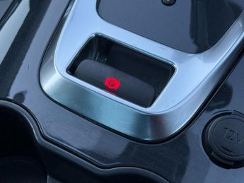 PEUGEOT 3008 1.6 e-HDi Allure SUV 5dr Diesel EGC Euro 5 (s/s) (115 ps)