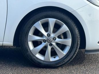 VAUXHALL CORSA 1.4i ecoFLEX Energy Hatchback 5dr Petrol Easytronic Euro 6 (s/s)