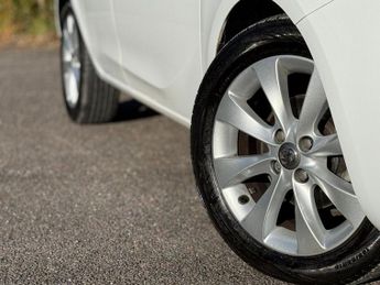 VAUXHALL CORSA 1.4i ecoFLEX Energy Hatchback 5dr Petrol Easytronic Euro 6 (s/s)