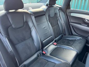 VOLVO S90 2.0 D4 R-Design Saloon 4dr Diesel Auto Euro 6 (s/s) (190 ps)