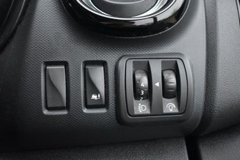 RENAULT TRAFIC 2.0 dCi ENERGY 28 Sport Panel Van 5dr Diesel Manual SWB Standard