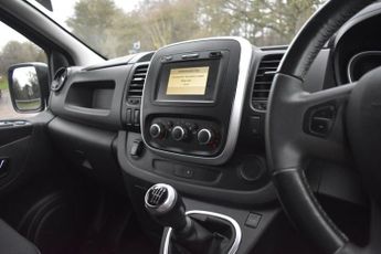 RENAULT TRAFIC 2.0 dCi ENERGY 28 Sport Panel Van 5dr Diesel Manual SWB Standard