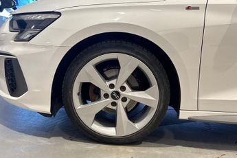 AUDI A3 1.5 TFSI 35 S line Sportback 5dr Petrol S Tronic Euro 6 (s/s) (1