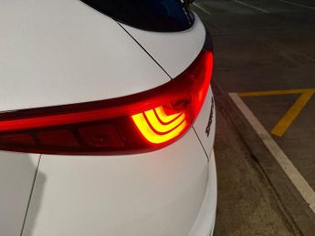 KIA SPORTAGE 1.6 T-GDi GT-Line SUV 5dr Petrol DCT AWD Euro 6 (174 bhp)