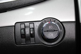 VAUXHALL MOKKA 1.4i Turbo Exclusiv SUV 5dr Petrol Auto 2WD Euro 6 (140 ps)