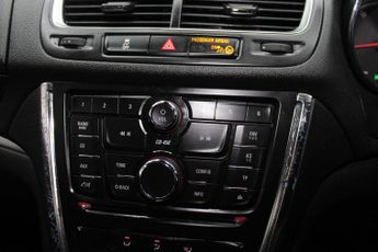 VAUXHALL MOKKA 1.4i Turbo Exclusiv SUV 5dr Petrol Auto 2WD Euro 6 (140 ps)