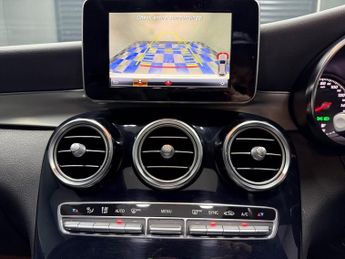 MERCEDES-BENZ GLC 2.1 GLC220d AMG Line (Premium) SUV 5dr Diesel G-Tronic 4MATIC Eu