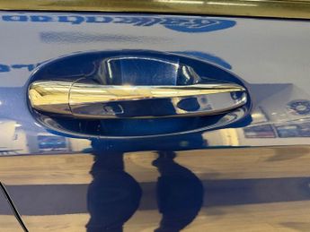 MERCEDES-BENZ GLC 2.0 GLC250 AMG Line (Premium) SUV 5dr Petrol G-Tronic+ 4MATIC Eu