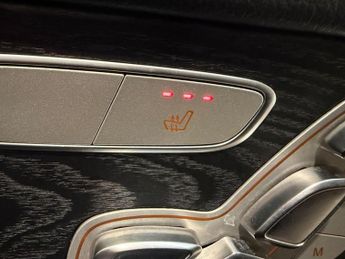 MERCEDES-BENZ GLC 2.0 GLC250 AMG Line (Premium) SUV 5dr Petrol G-Tronic+ 4MATIC Eu