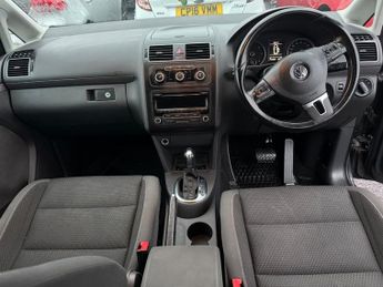VOLKSWAGEN TOURAN 1.6 TDI BlueMotion Tech SE MPV 5dr Diesel DSG Euro 5 (s/s) (105 