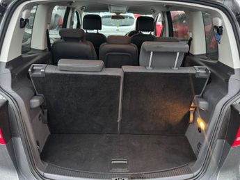 VOLKSWAGEN TOURAN 1.6 TDI BlueMotion Tech SE MPV 5dr Diesel DSG Euro 5 (s/s) (105 