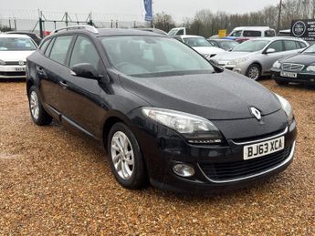 Renault Megane 1.5 dCi Dynamique TomTom Sport Tourer 5dr Diesel Manual Euro 5 (