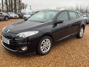 RENAULT MEGANE 1.5 dCi Dynamique TomTom Sport Tourer 5dr Diesel Manual Euro 5 (