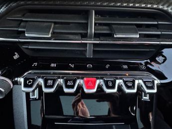 PEUGEOT E-2008 50kWh GT SUV 5dr Electric Auto 