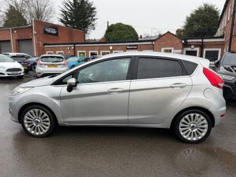 FORD FIESTA 1.6 Titanium Hatchback 5dr Petrol Manual (139 g/km, 118 bhp)