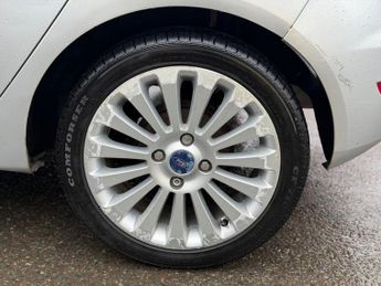 FORD FIESTA 1.6 Titanium Hatchback 5dr Petrol Manual (139 g/km, 118 bhp)