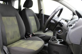 FORD FIESTA 1.4 Zetec Climate Hatchback 5dr Petrol Manual (147 g/km, 79 bhp)