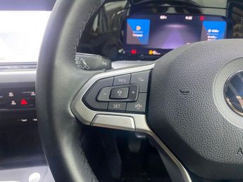 VOLKSWAGEN GOLF 1.5 TSI Life Hatchback 5dr Petrol Manual Euro 6 (s/s) (150 ps)