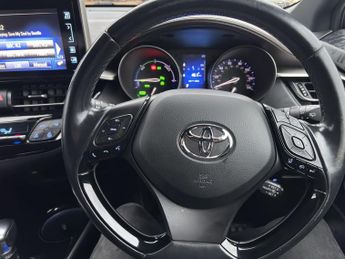 TOYOTA C-HR 1.8 VVT-h Excel SUV 5dr Petrol Hybrid CVT Euro 6 (s/s) (122 ps)
