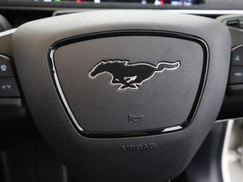 FORD MUSTANG MACH-E Standard Range 70kWh SUV 5dr Electric Automatic AWD (269 ps)