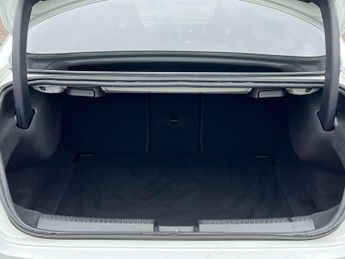 MERCEDES-BENZ CLA 1.3 CLA 200 AMG Line Executive A 4dr