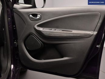 RENAULT ZOE R135 EV50 52kWh Iconic Hatchback 5dr Electric Auto (Rapid Charge