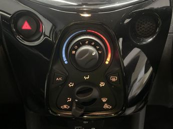 CITROEN C1 1.0 VTi Flair Hatchback 5dr Petrol ETG5 Euro 6 (68 ps)