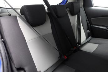 TOYOTA YARIS 1.5 VVT-h Icon Hatchback 5dr Petrol Hybrid E-CVT Euro 6 (s/s) (1