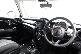 MINI HATCH 1.5 Cooper Classic Hatchback 3dr Petrol Steptronic Euro 6 (s/s) 