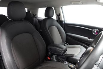 MINI HATCH 1.5 Cooper Classic Hatchback 3dr Petrol Steptronic Euro 6 (s/s) 