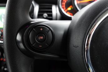 MINI HATCH 1.5 Cooper Classic Hatchback 3dr Petrol Steptronic Euro 6 (s/s) 