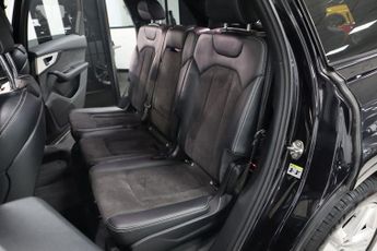 AUDI Q7 3.0 TDI V6 S line SUV 5dr Diesel Tiptronic quattro Euro 6 (s/s) 